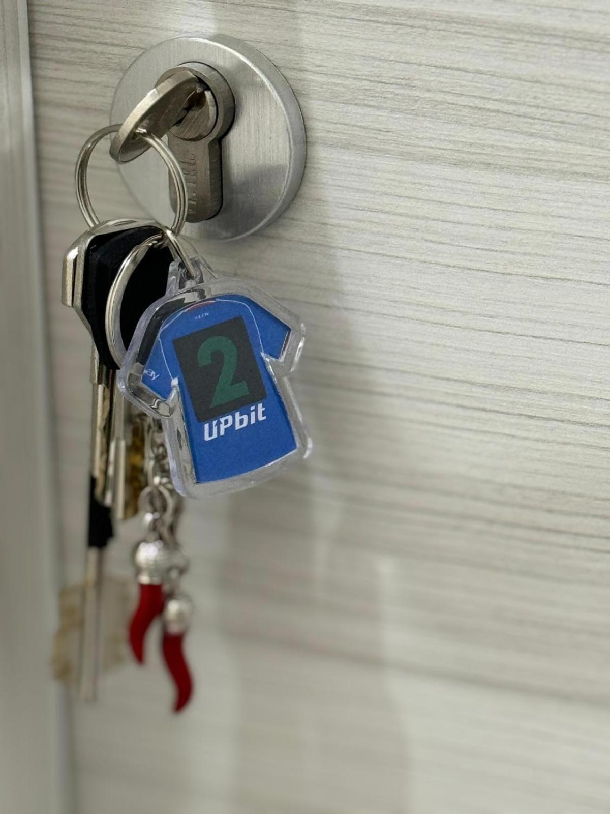Punto House Ferrovia Hotel Наполи Екстериор снимка