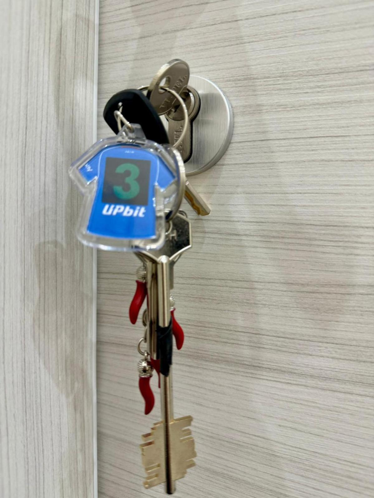 Punto House Ferrovia Hotel Наполи Екстериор снимка